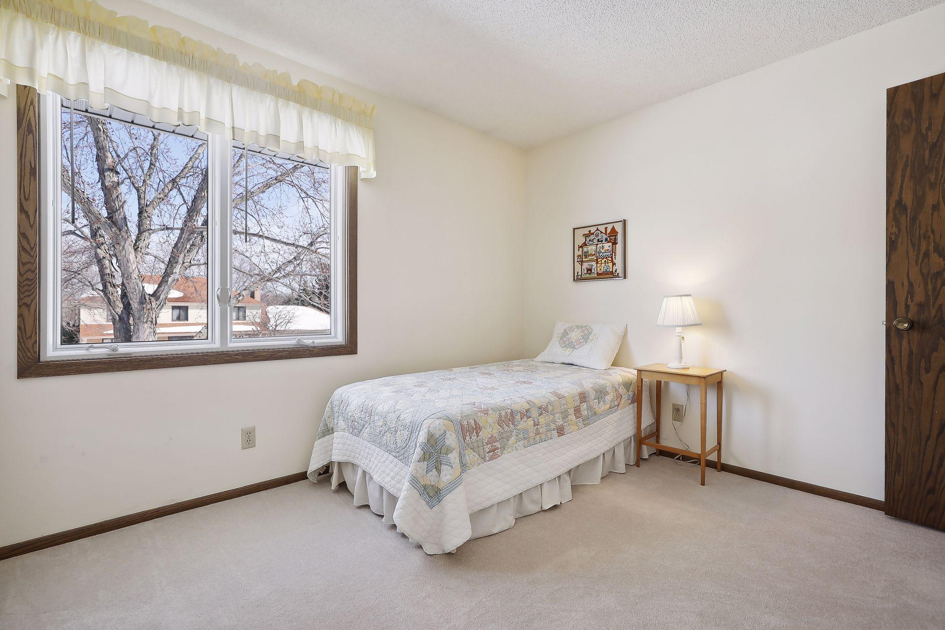 2005 Fountain Lane N