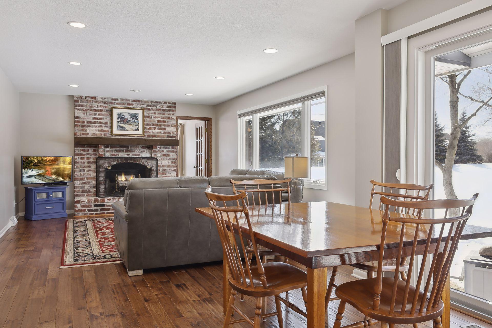 2005 Fountain Lane N