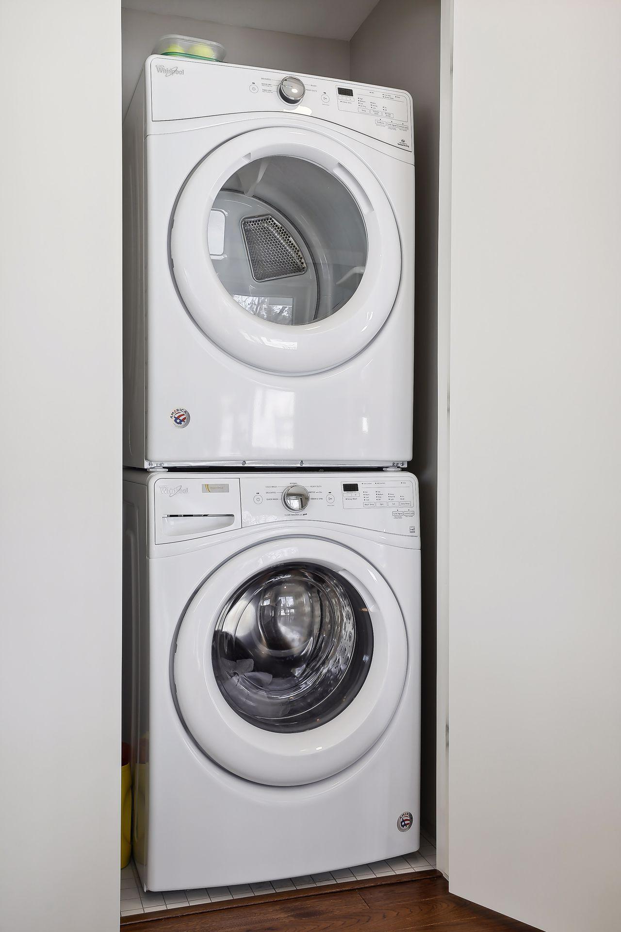 2005 Fountain Lane N