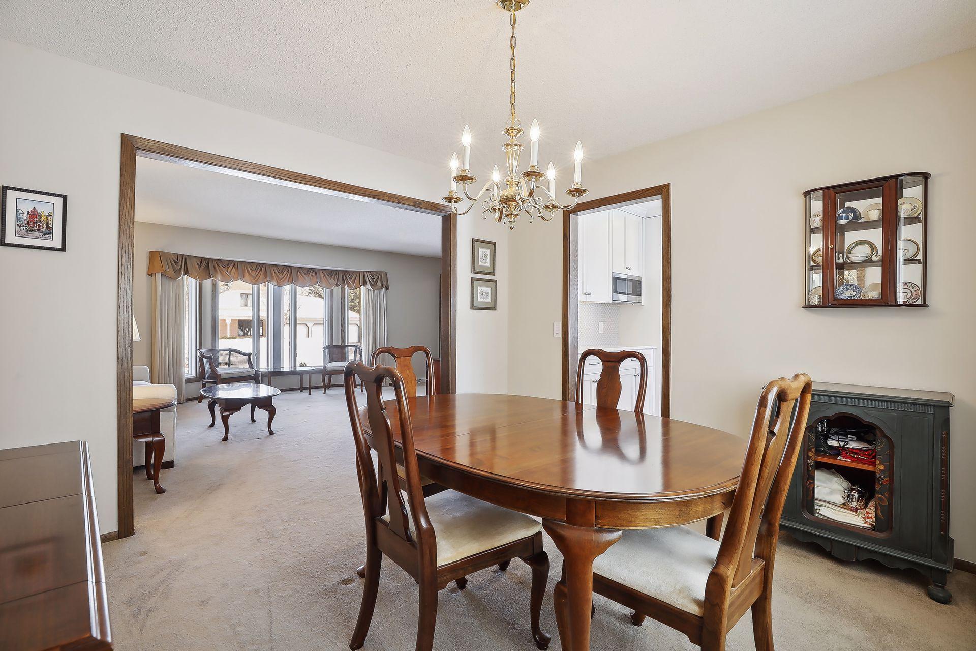 2005 Fountain Lane N