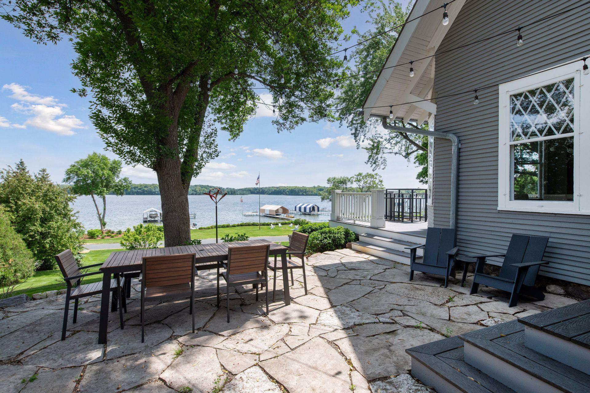 2462 Lafayette Road