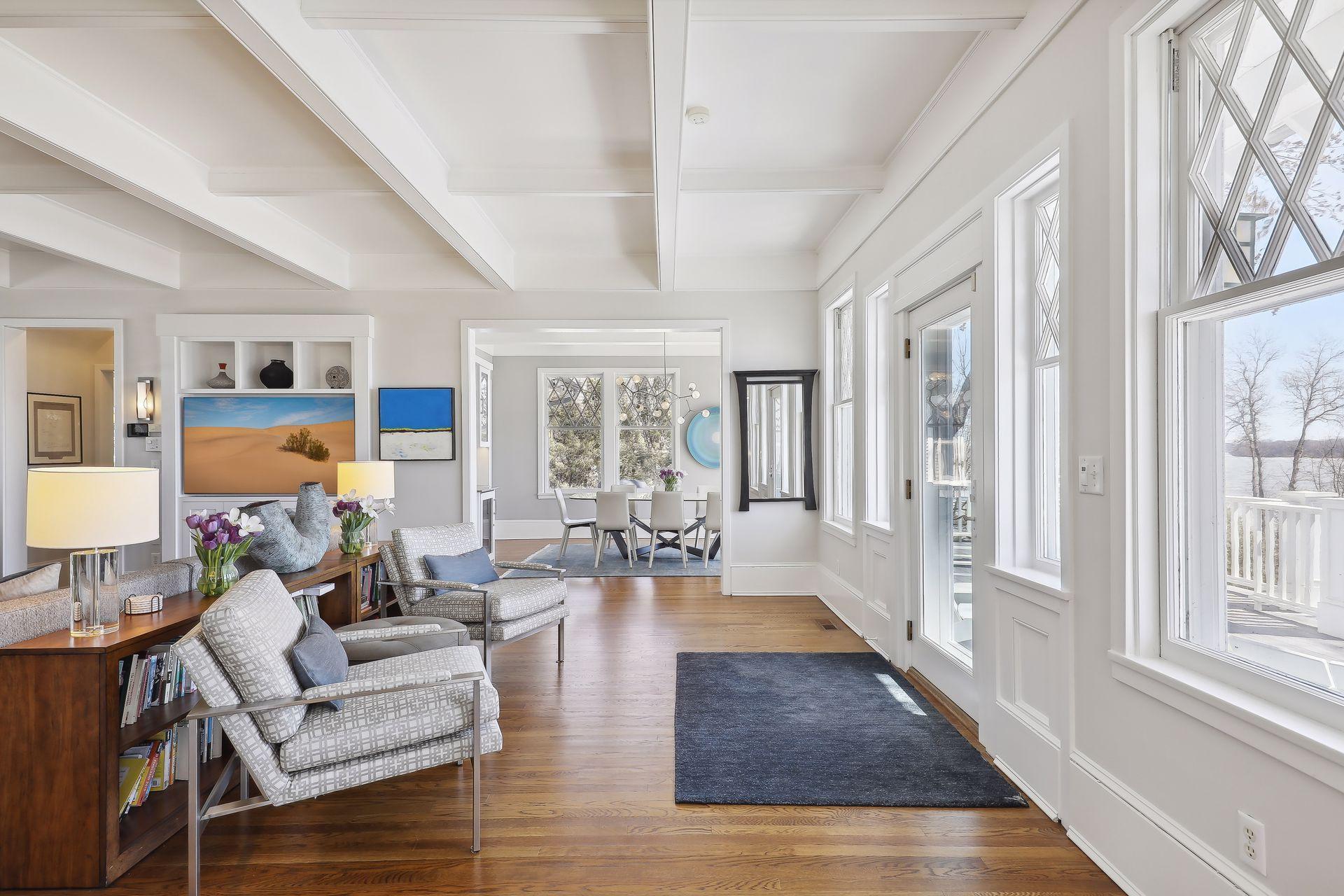 2462 Lafayette Road
