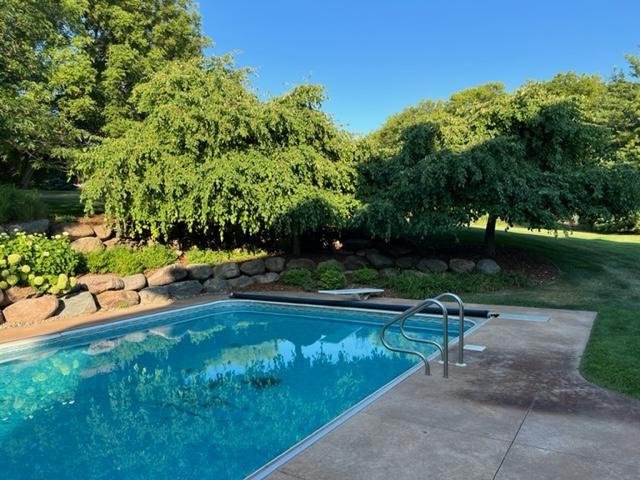 2780 Countryside Drive W