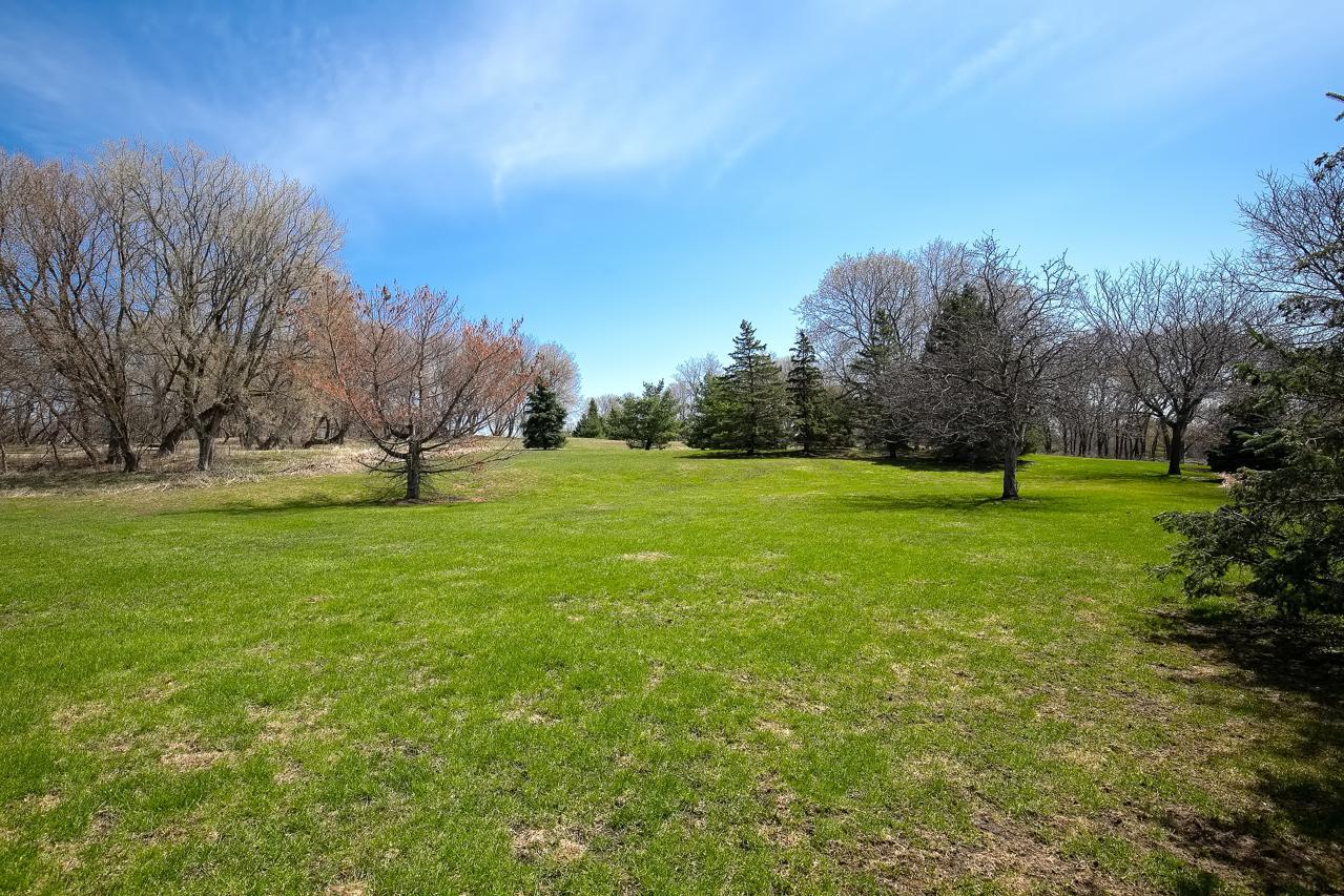 2780 Countryside Drive W