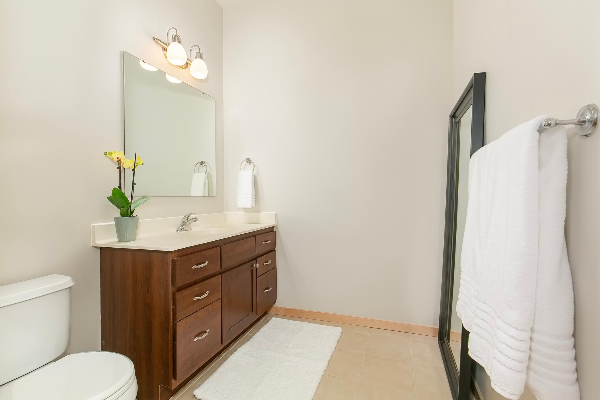 4525 Park Commons Drive Unit: 200