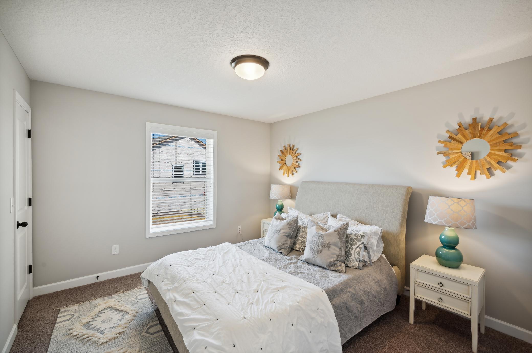 364 Franklin Avenue W