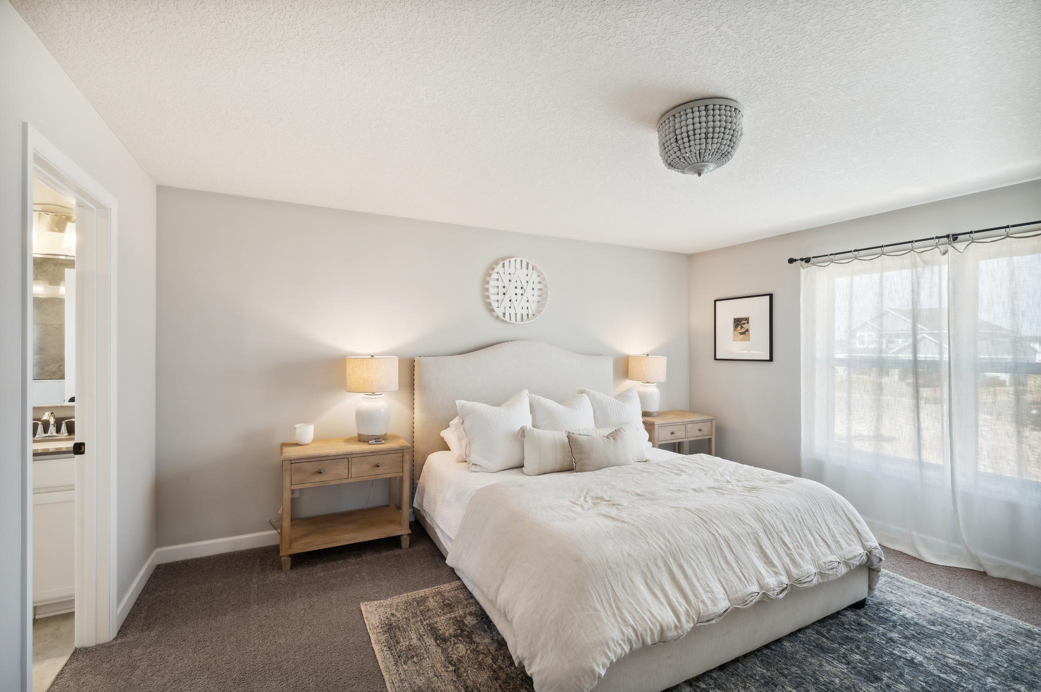 364 Franklin Avenue W