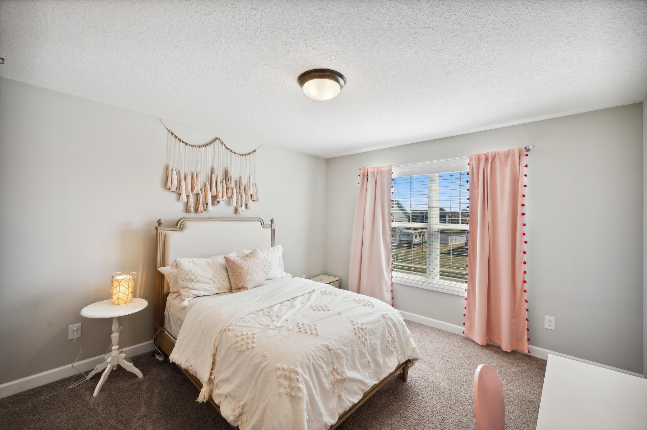 364 Franklin Avenue W