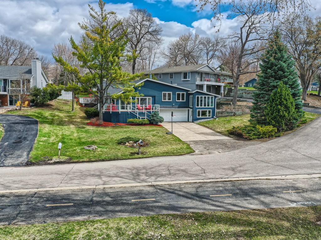 2600 E Medicine Lake Boulevard