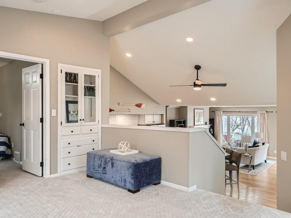 2600 E Medicine Lake Boulevard