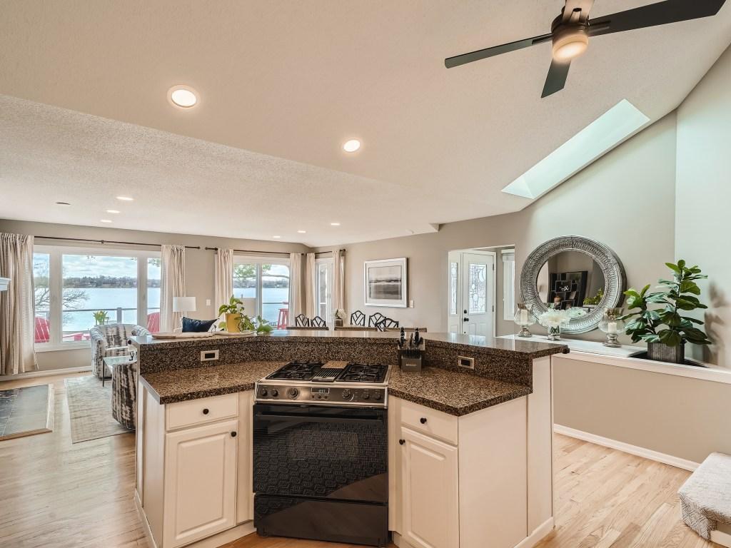 2600 E Medicine Lake Boulevard