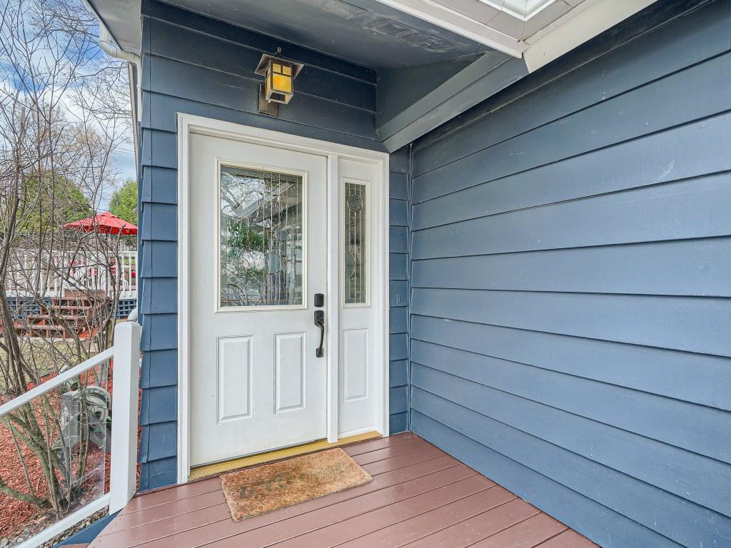 2600 E Medicine Lake Boulevard