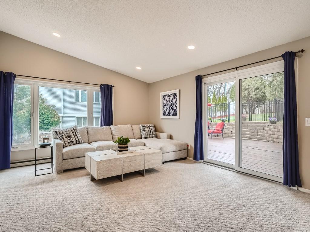 2600 E Medicine Lake Boulevard