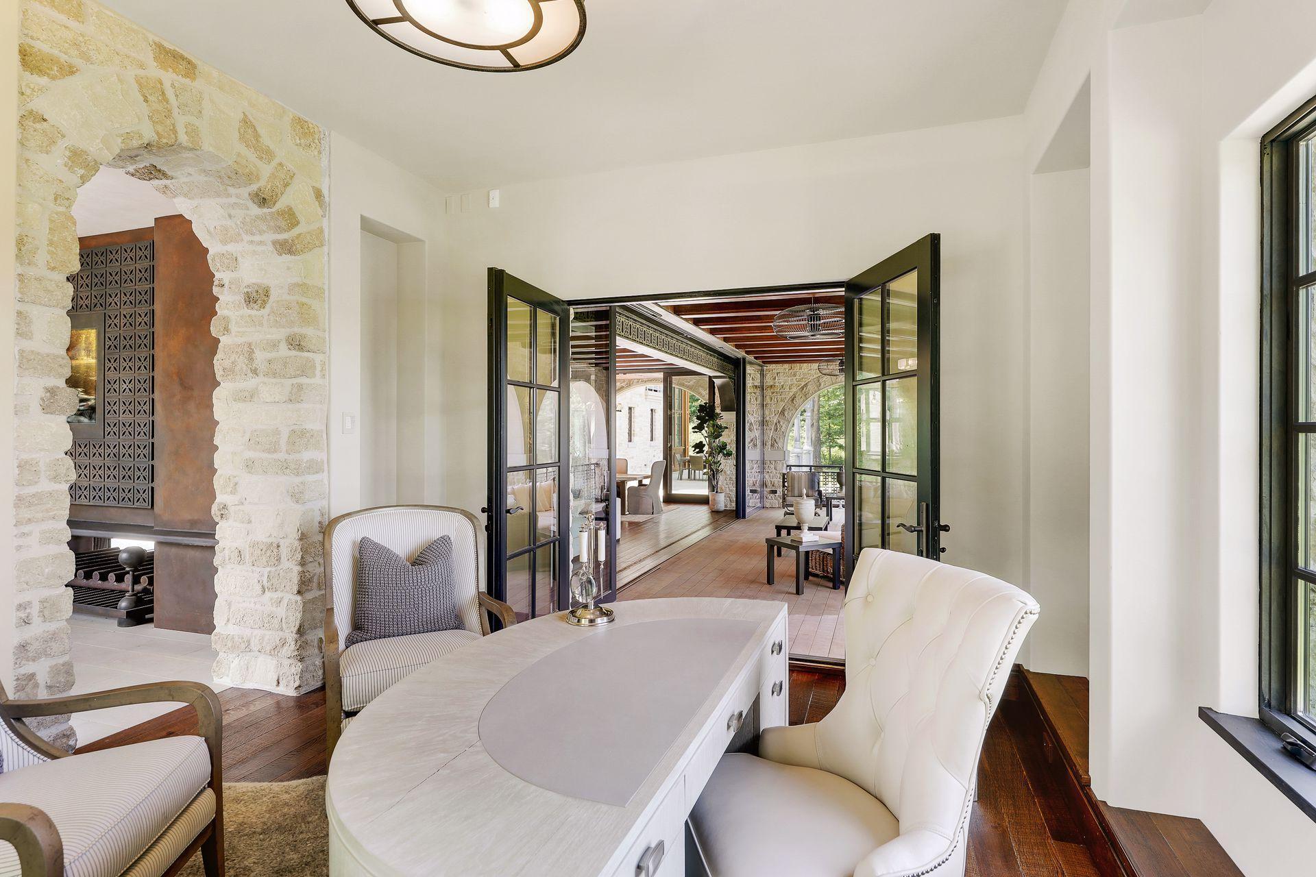 835 Hunt Farm Road