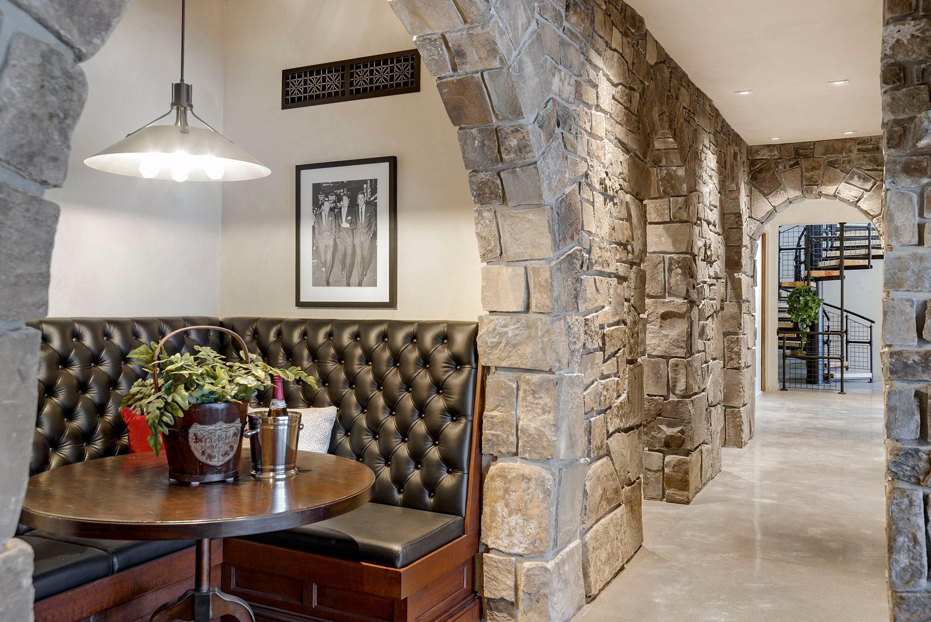 835 Hunt Farm Road