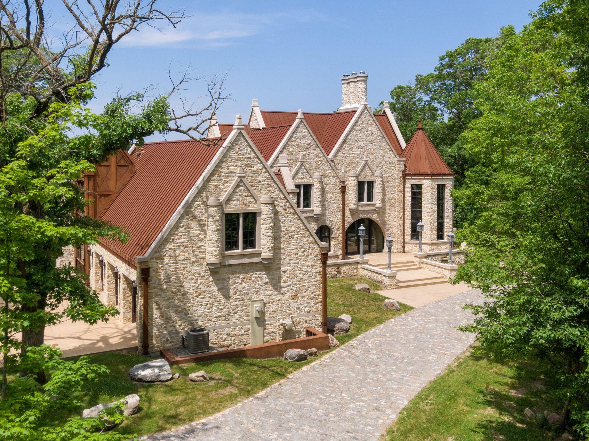 835 Hunt Farm Road