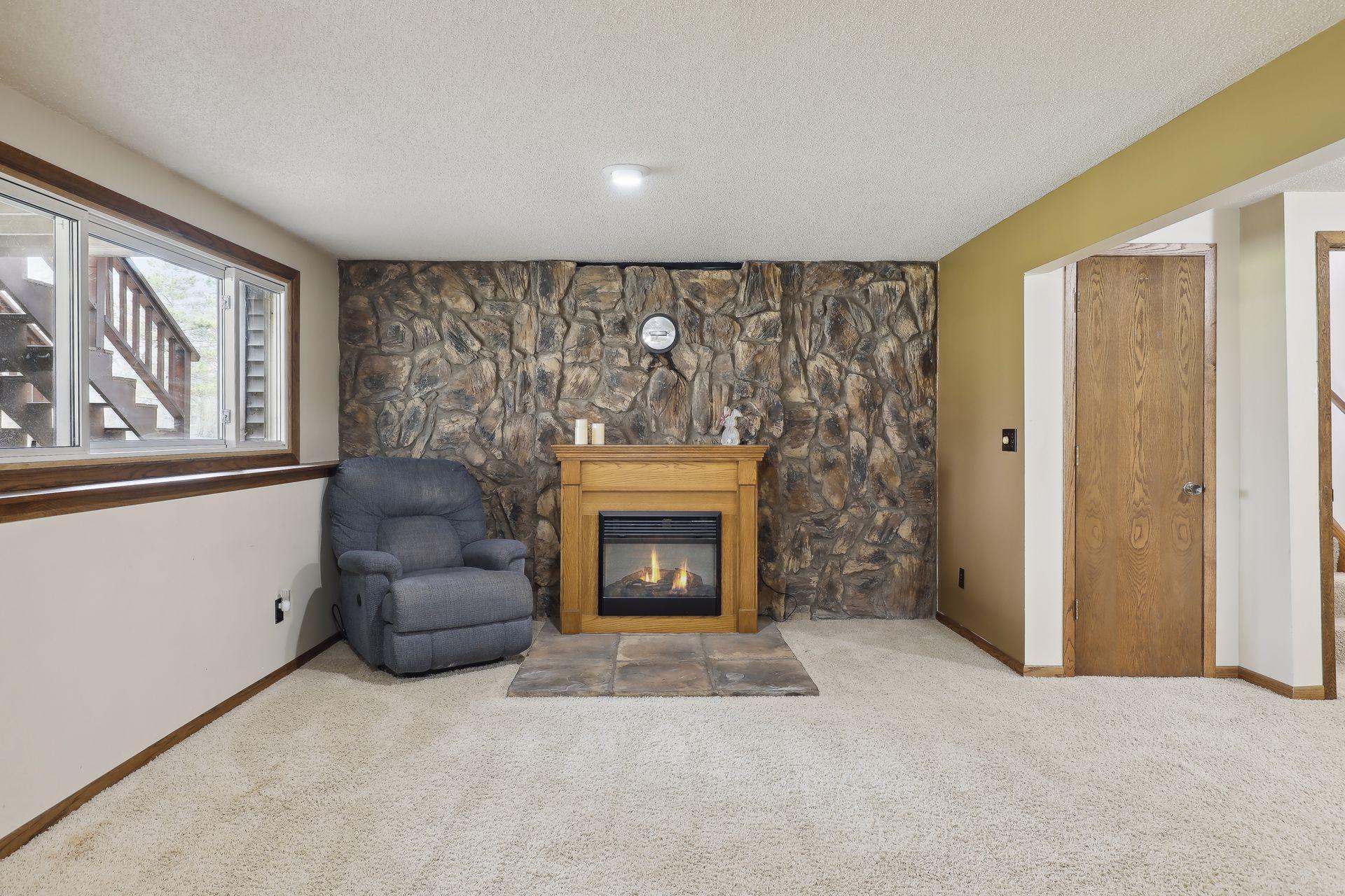 1798 Silver Bell Circle