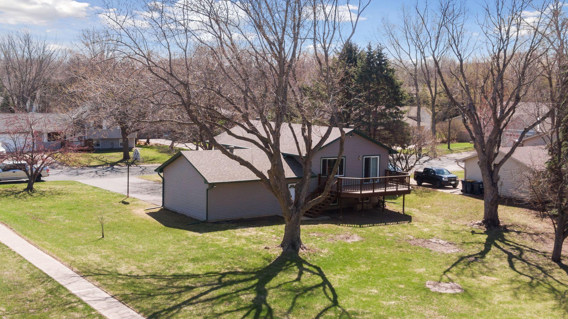 1798 Silver Bell Circle