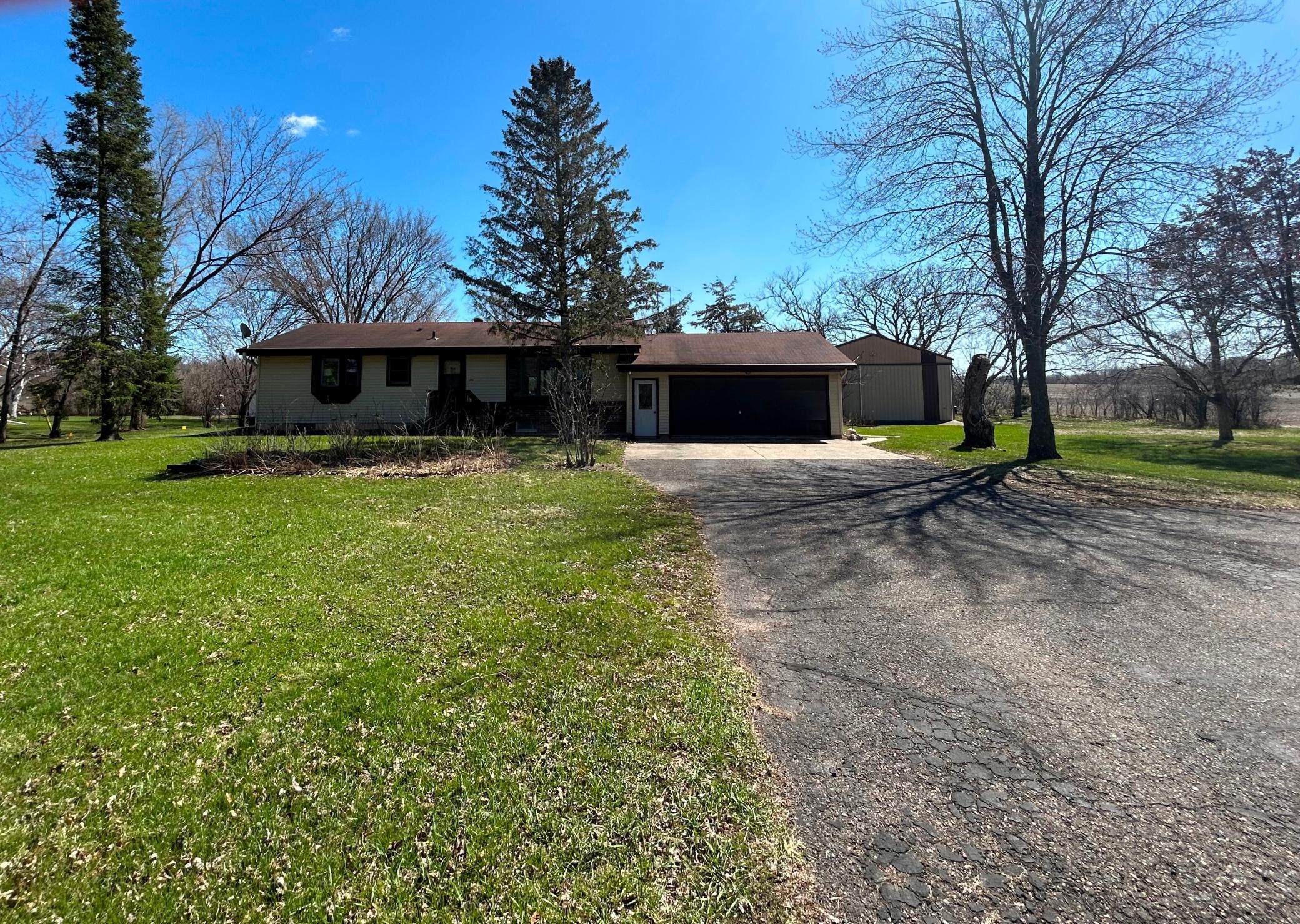 7521 County Road 39 NE