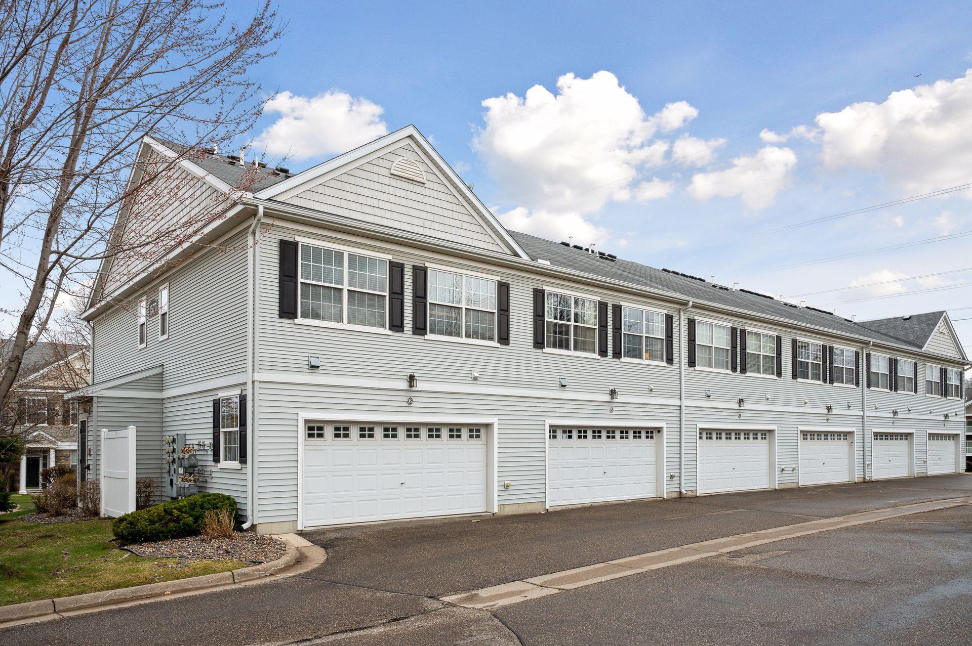 1577 Legacy Parkway E Unit: 5