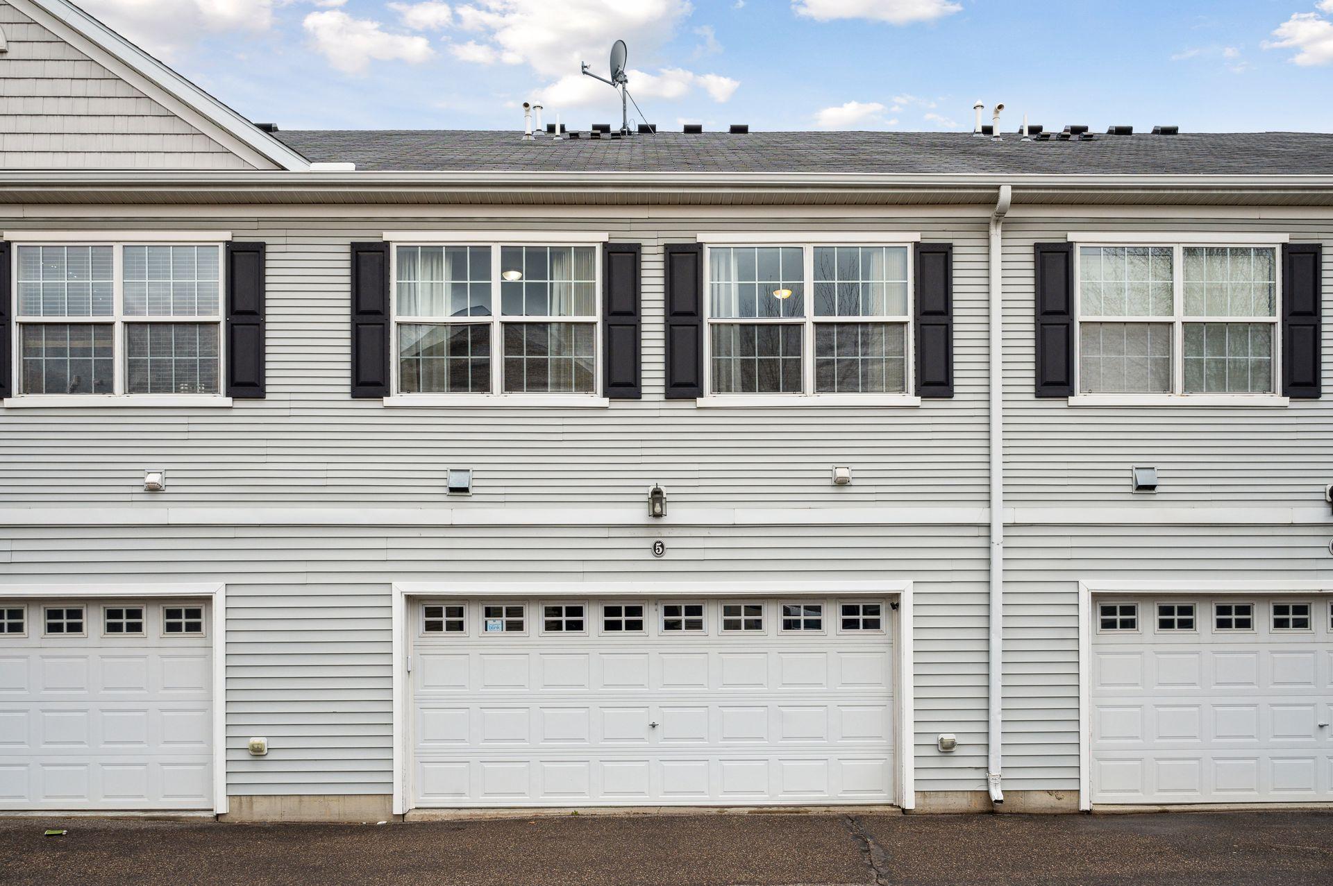 1577 Legacy Parkway E Unit: 5