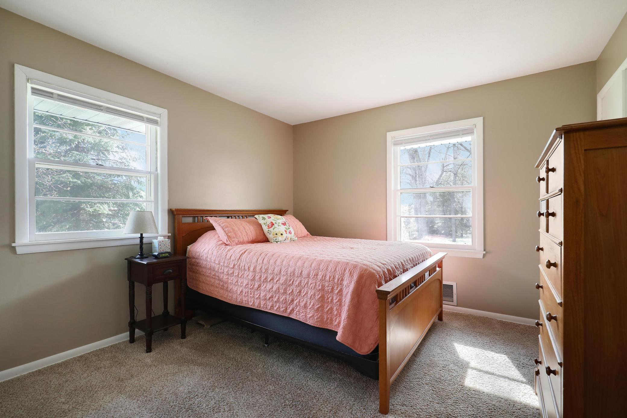 3921 Minnewashta Court