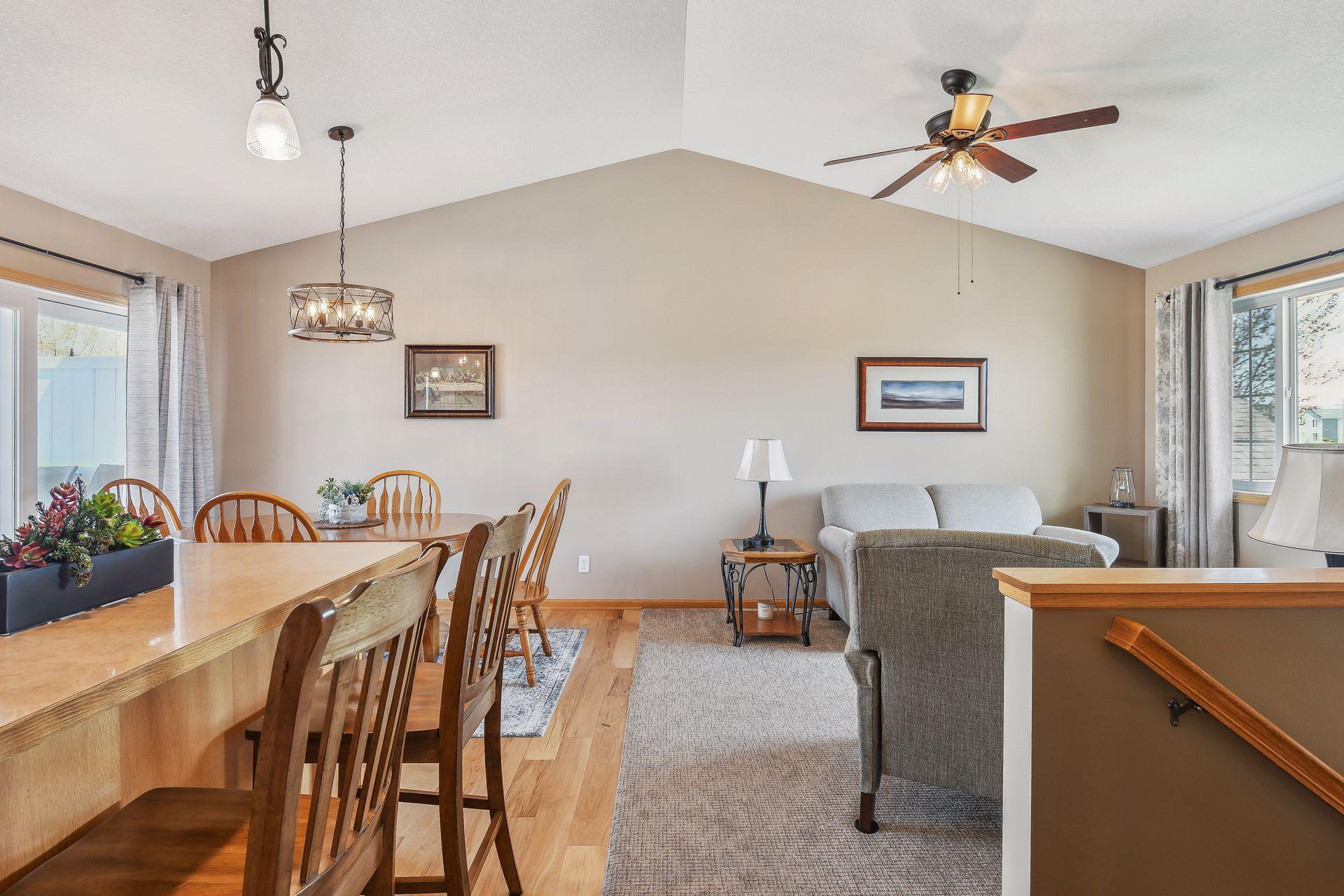 1007 White Tail Lane