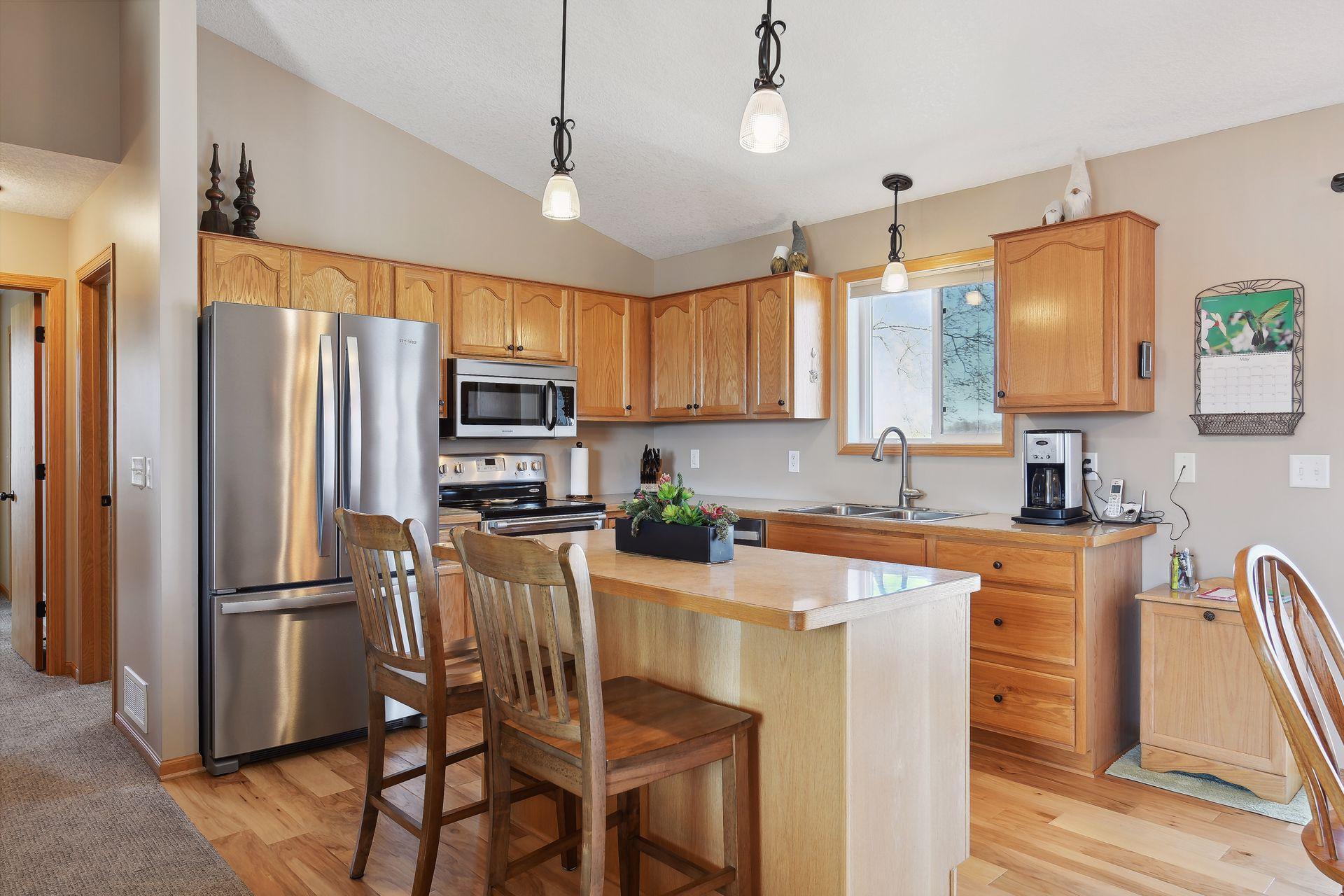 1007 White Tail Lane