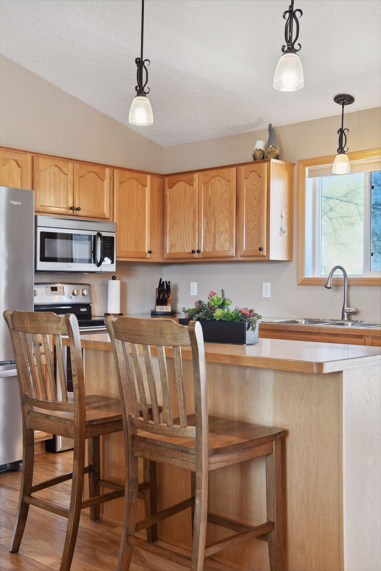 1007 White Tail Lane