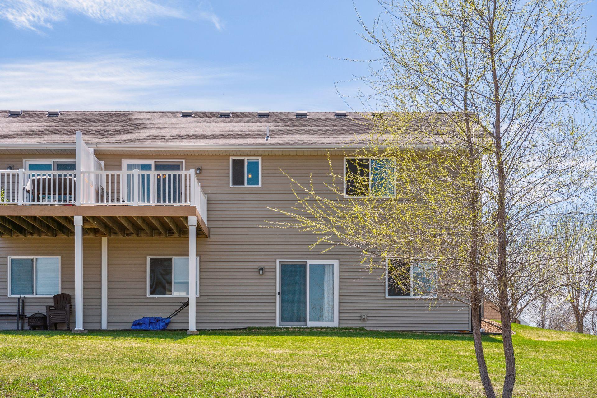 1007 White Tail Lane