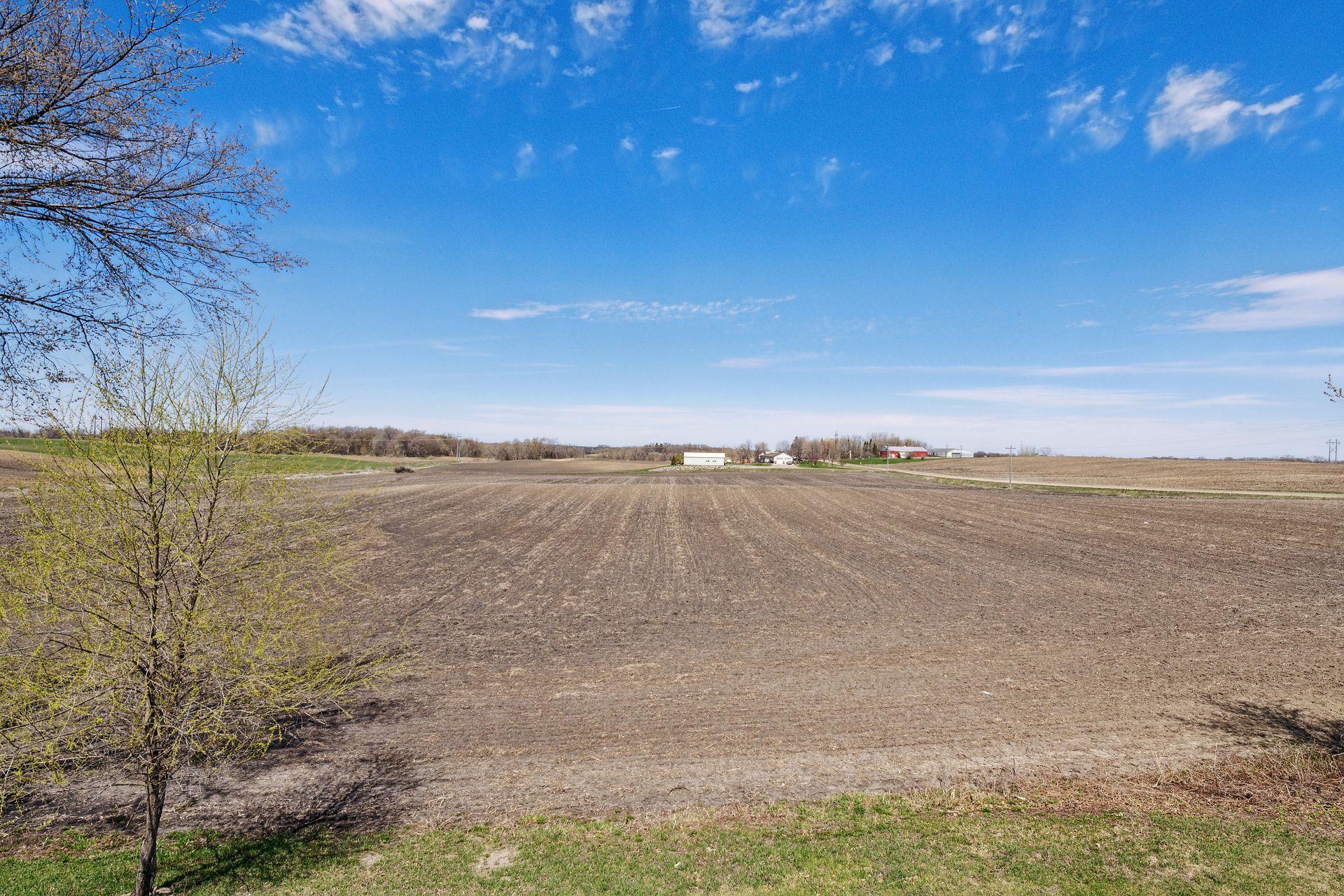 1007 White Tail Lane