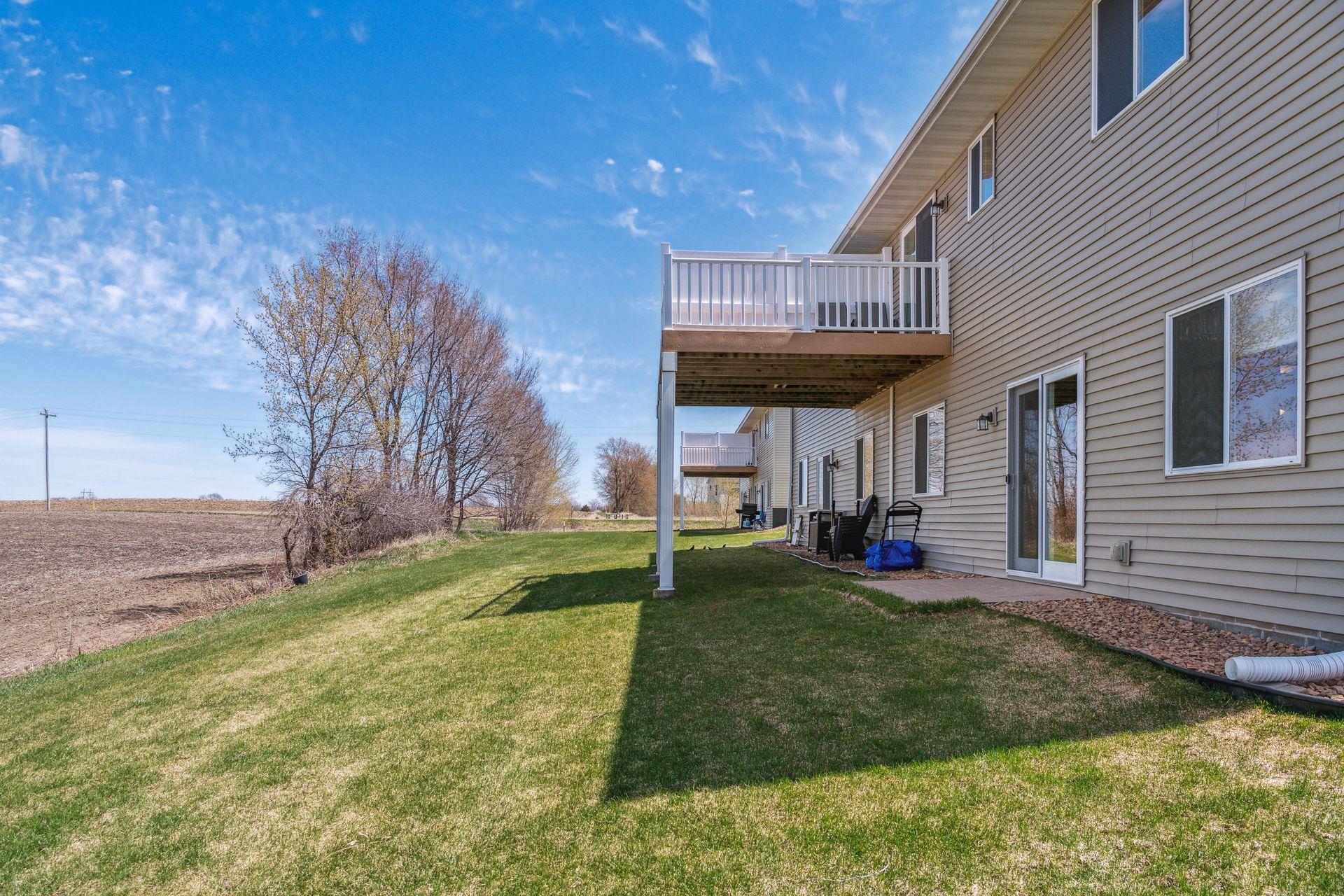 1007 White Tail Lane