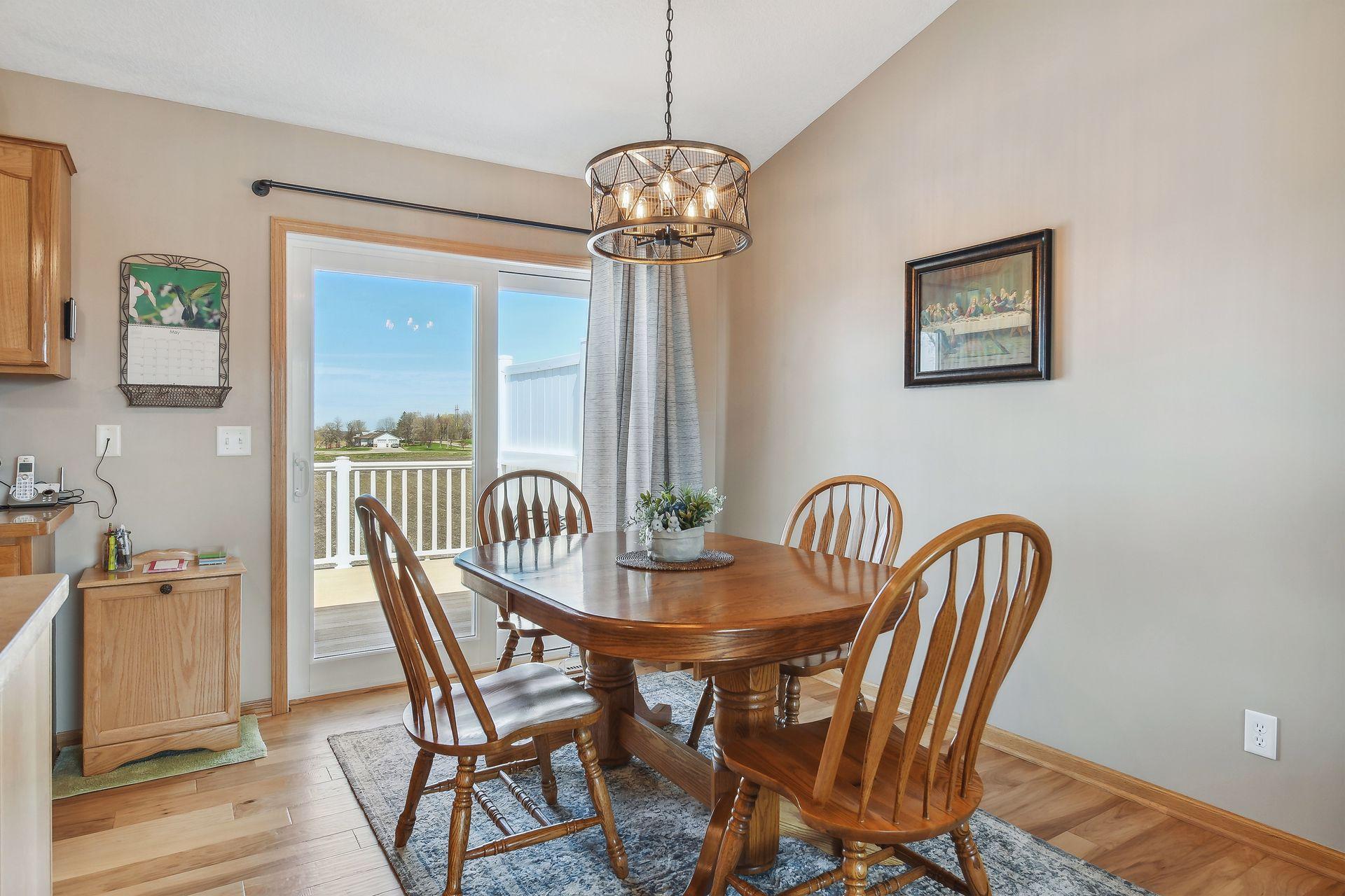 1007 White Tail Lane