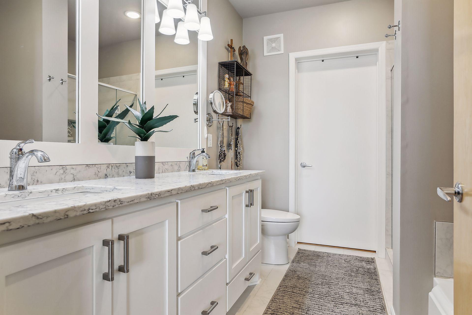 4100 Spring Street Unit: 207