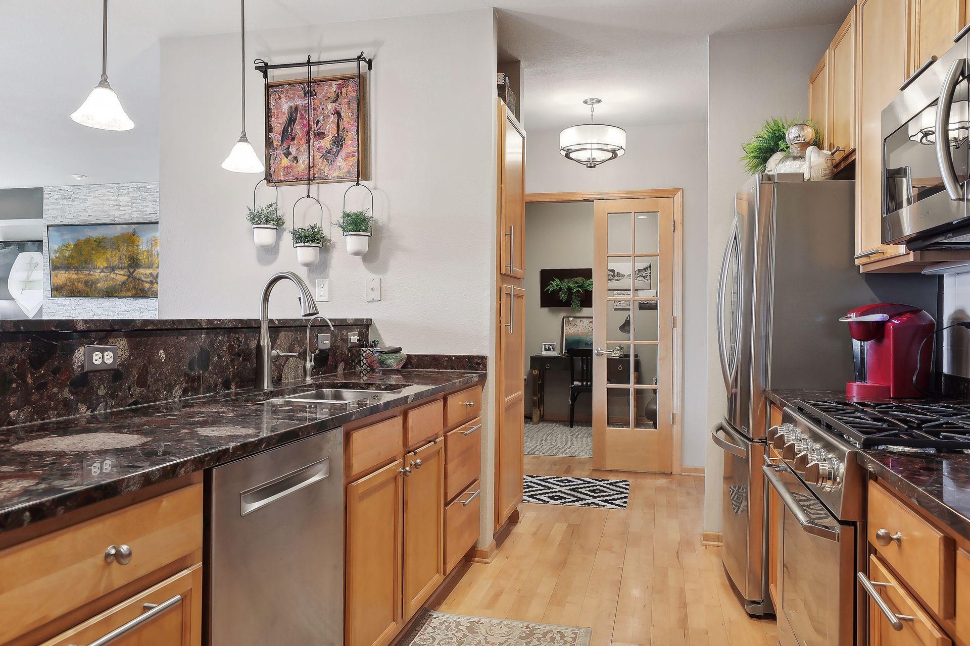 4100 Spring Street Unit: 207
