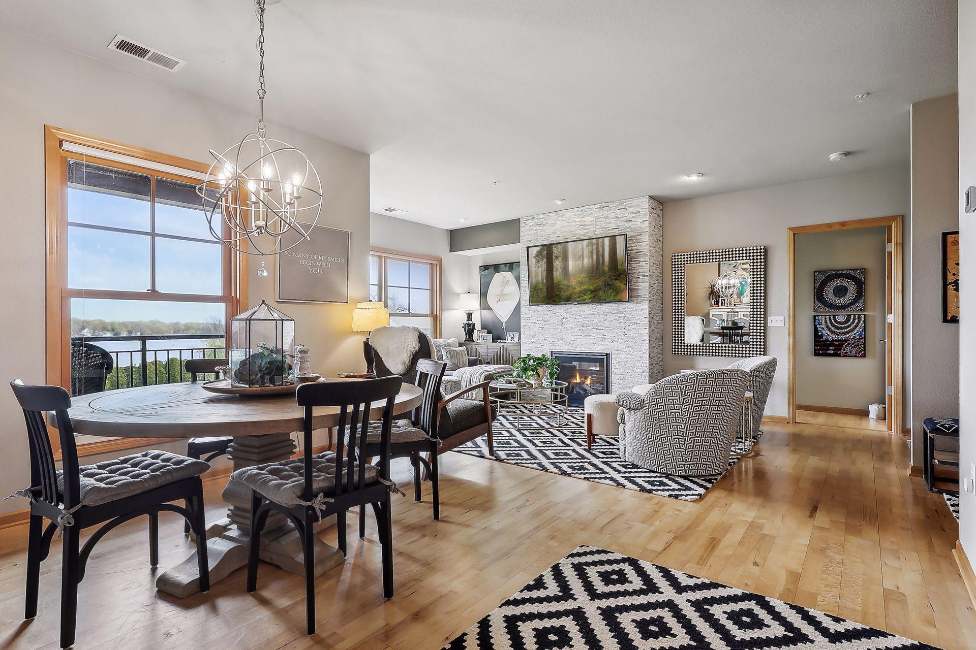4100 Spring Street Unit: 207