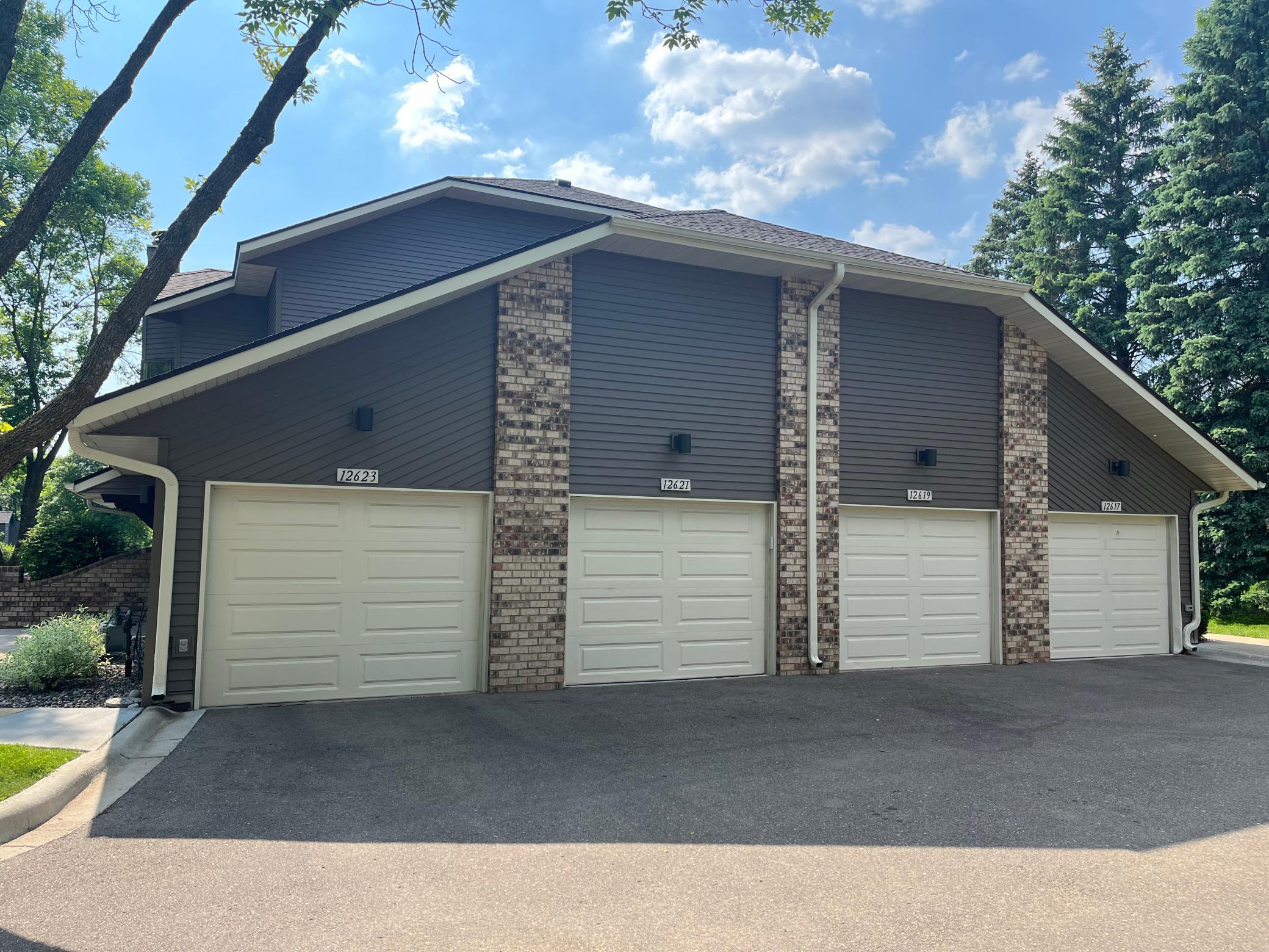 12621 Sherwood Place Unit: C11L