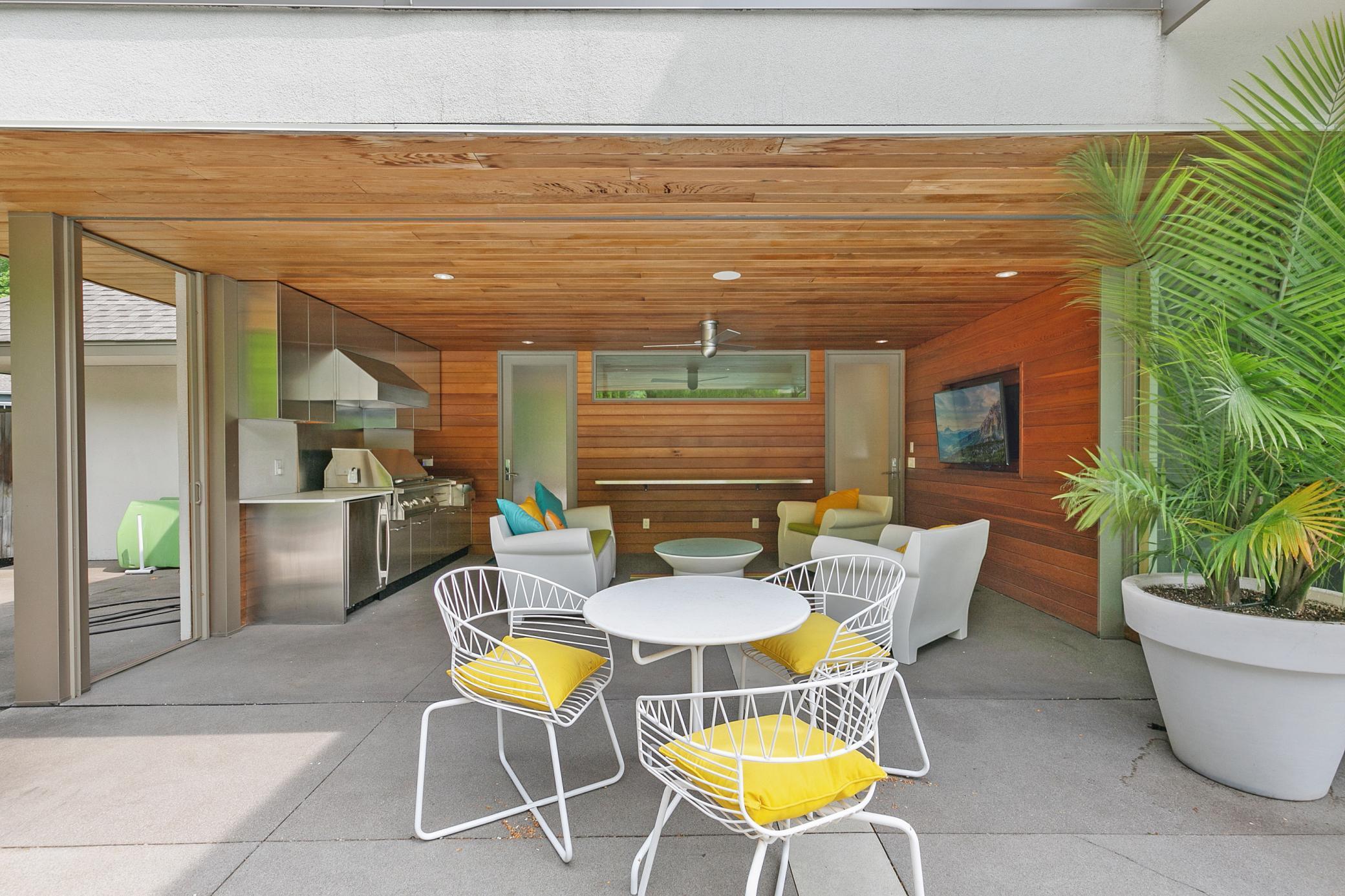 1255 Sylvandale Road