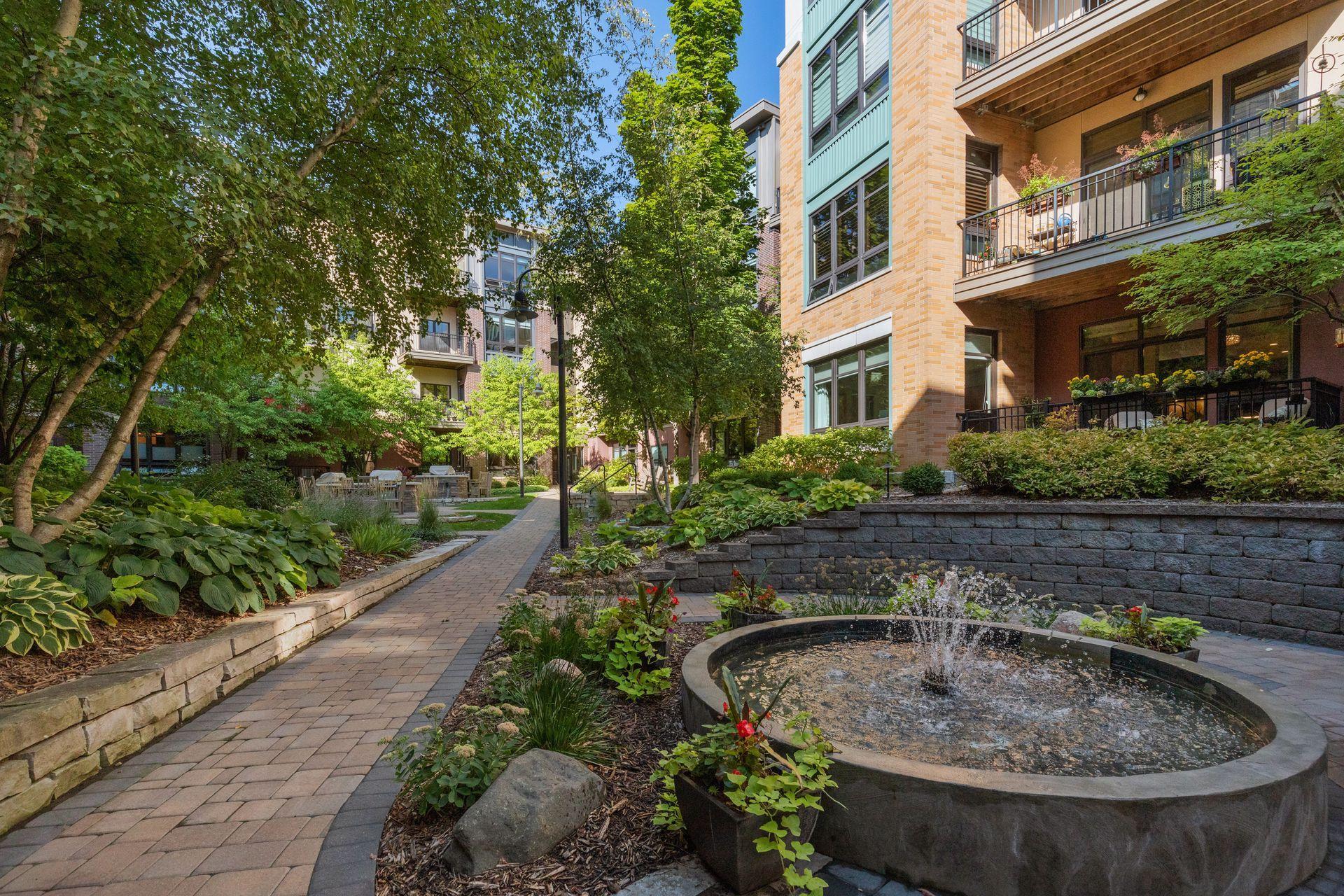 3707 Grand Way Unit: 107