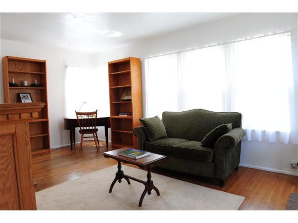 18361 Minnetonka Boulevard