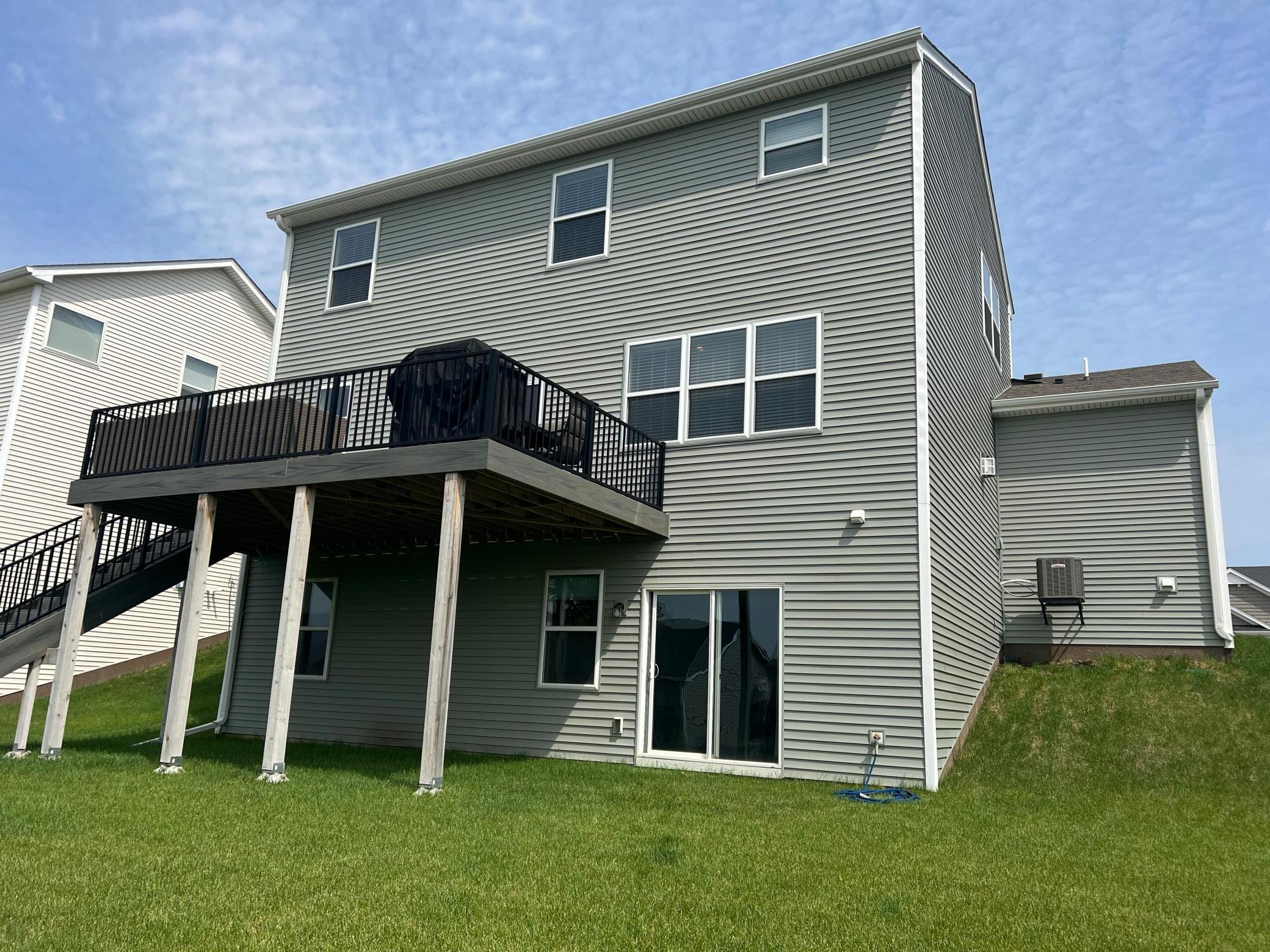 1353 Chestnut Circle