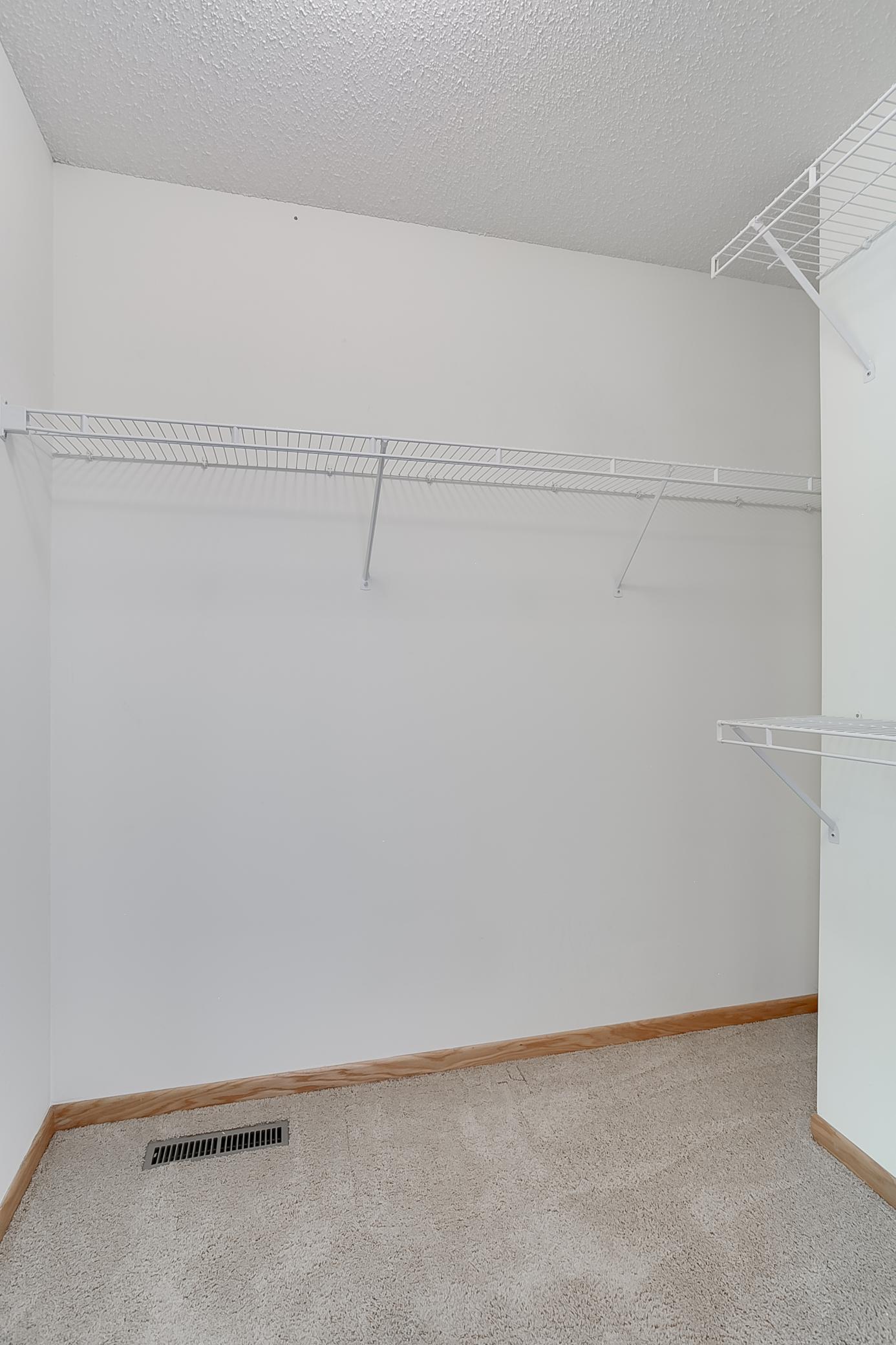 17700 41st Avenue N Unit: 80