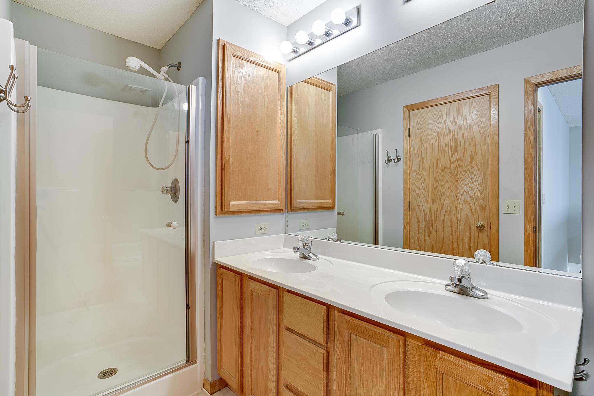 17700 41st Avenue N Unit: 80