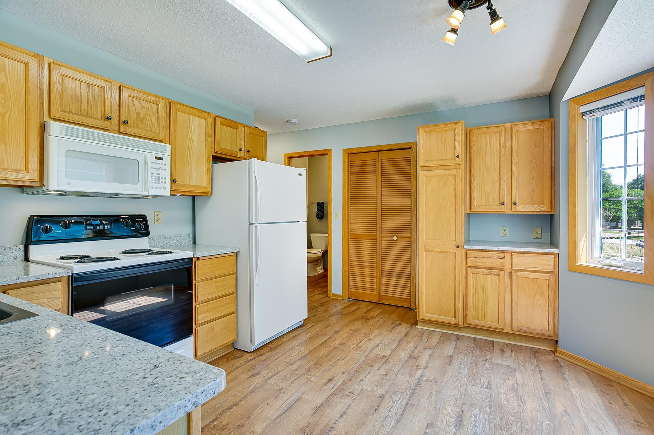 17700 41st Avenue N Unit: 80