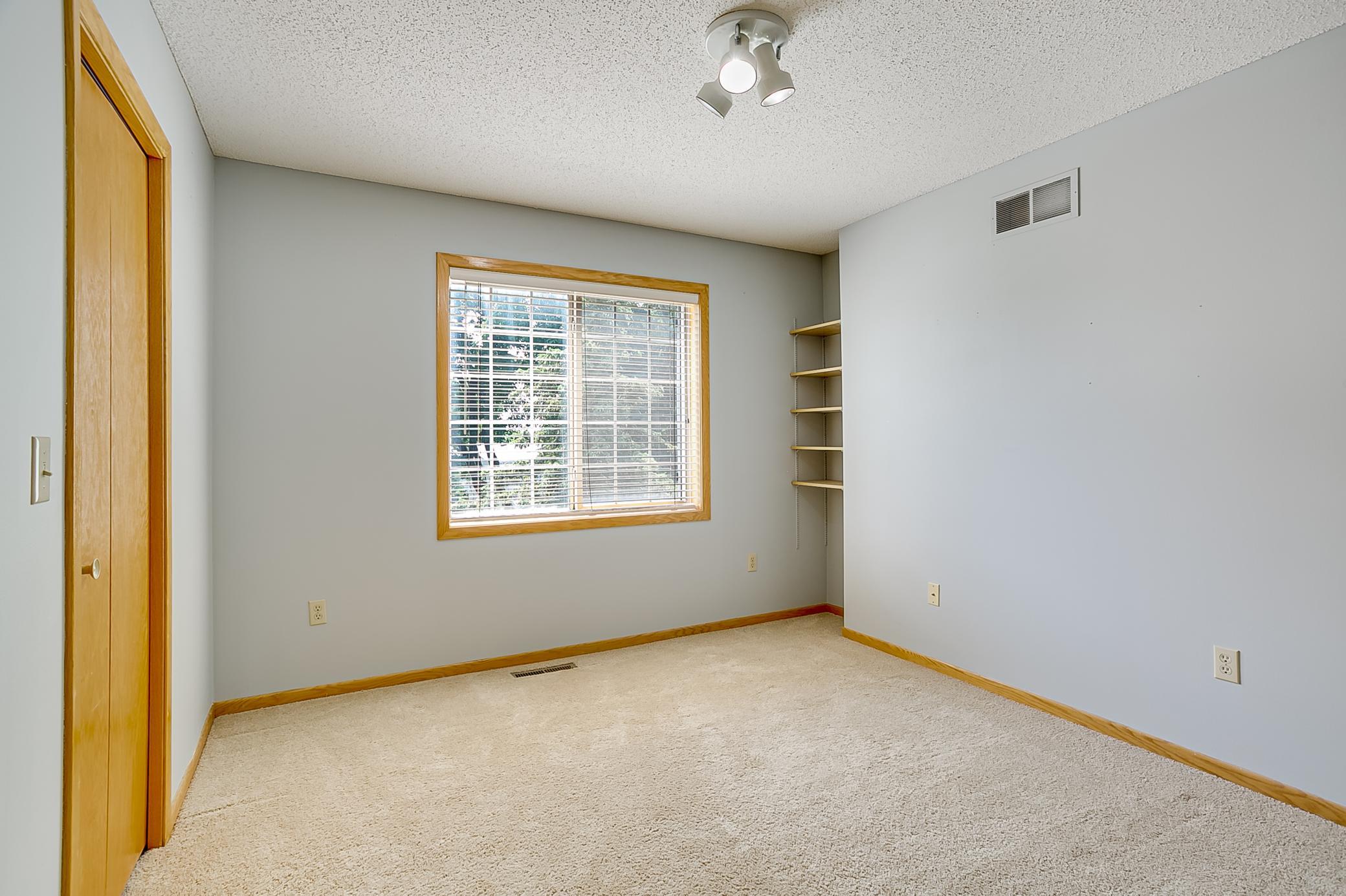 17700 41st Avenue N Unit: 80