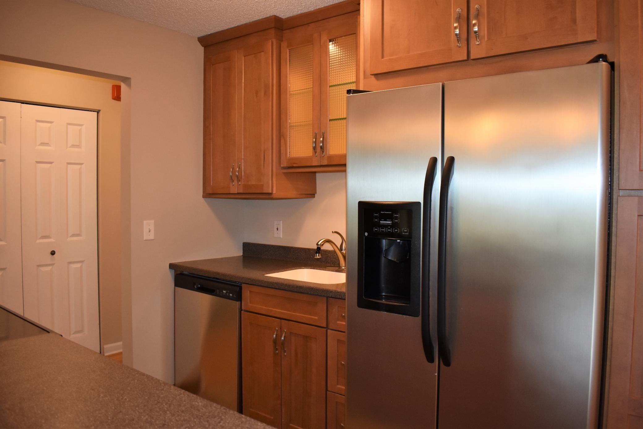 1304 W Medicine Lake Drive Unit: 210