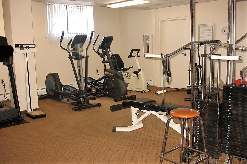 1304 W Medicine Lake Drive Unit: 210