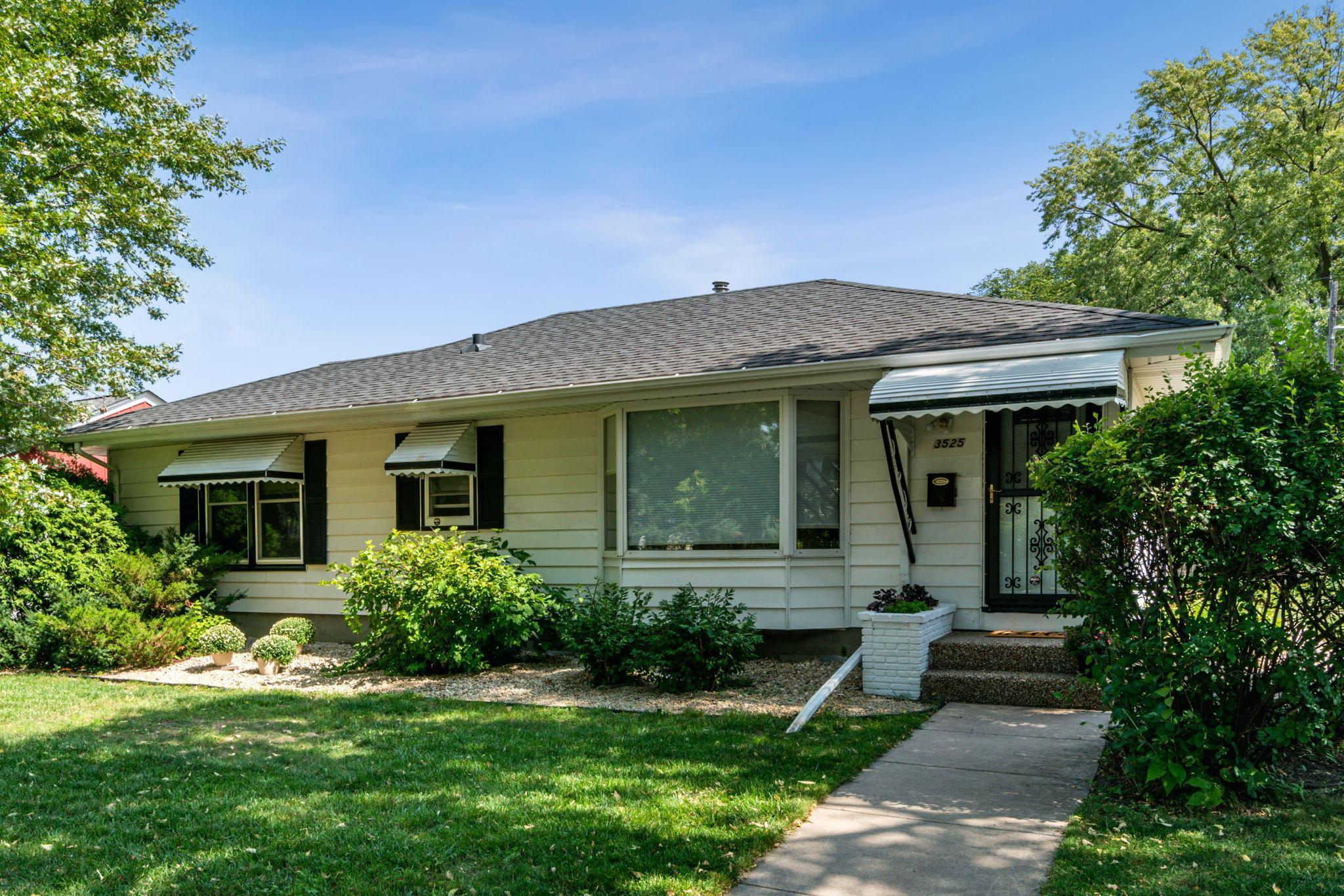 3525 Tyler Street NE