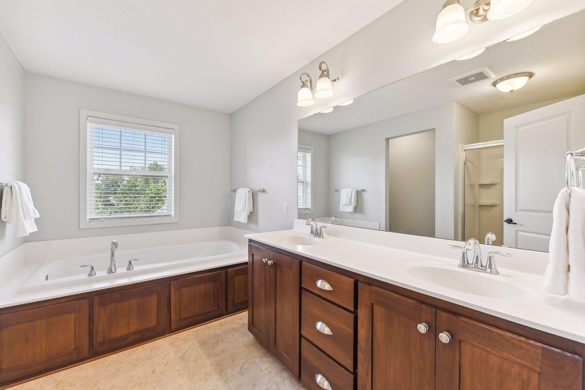 2705 Northview Drive