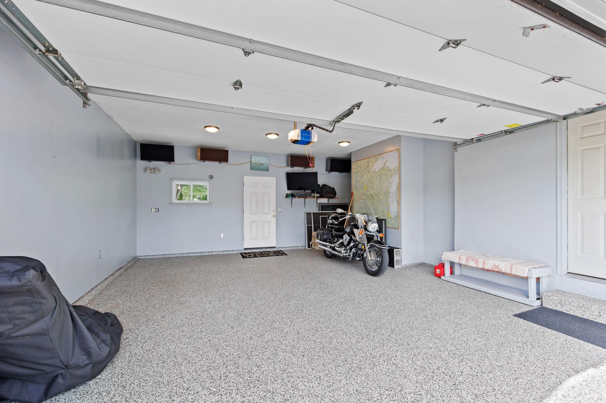 8657 Chanhassen Hills Drive N